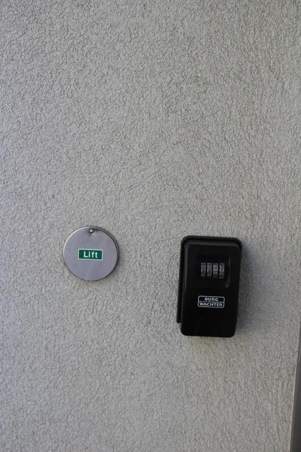 Apartment Number 5 Виена Екстериор снимка